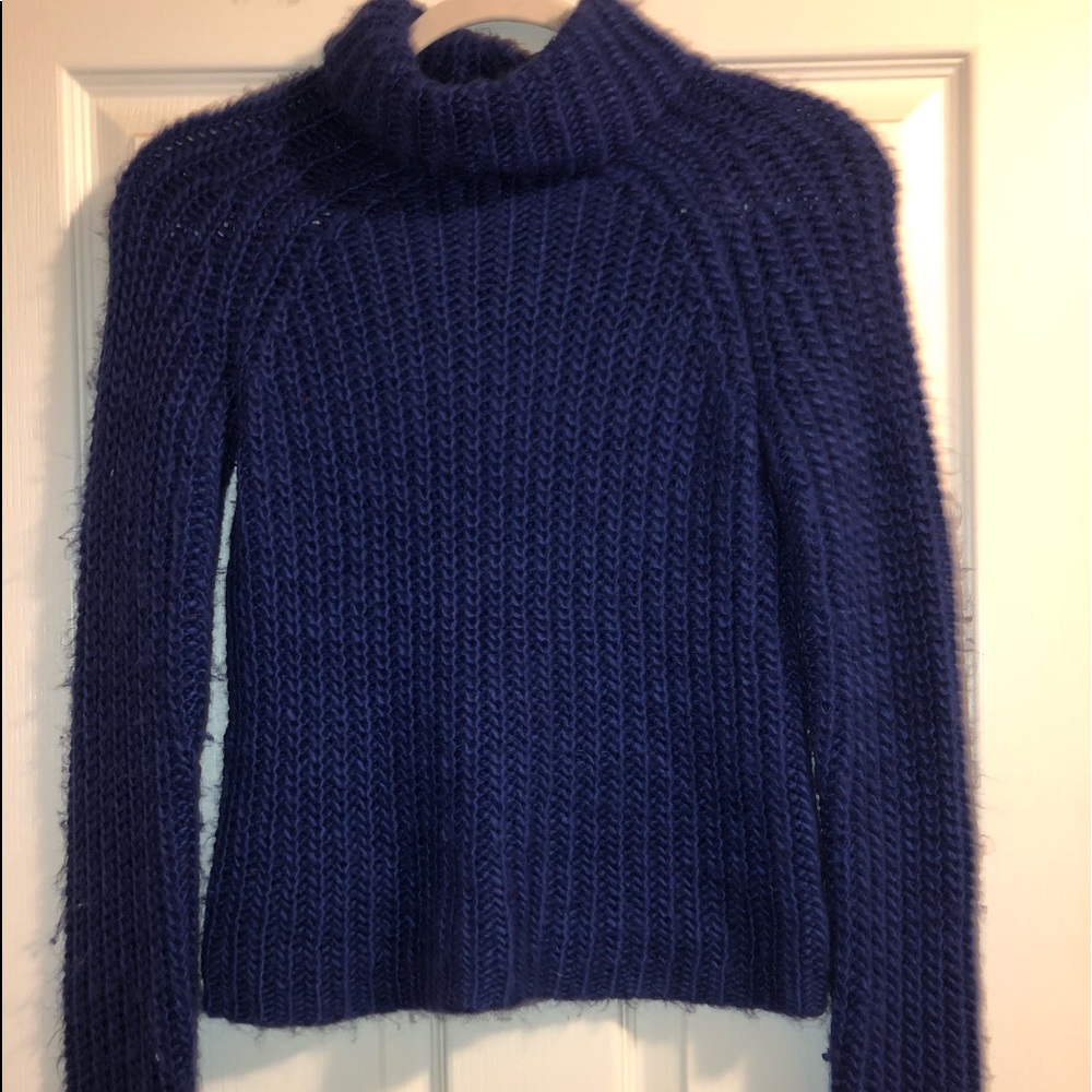 Arizona Turtleneck